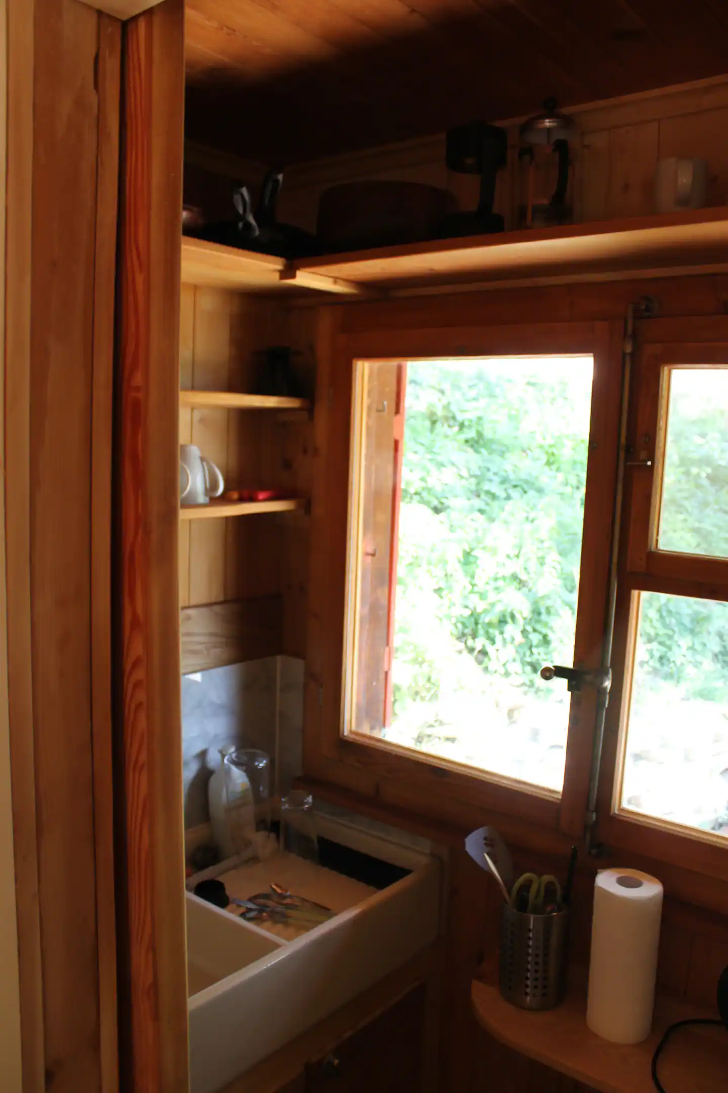 Spülbecken in der Küche vom Riedli Chalet